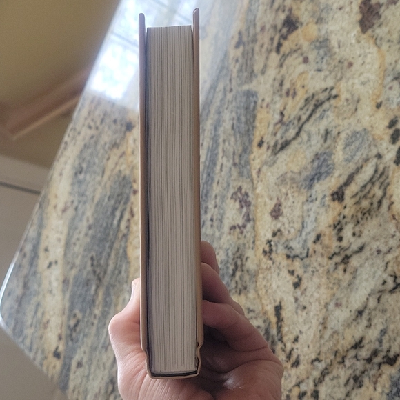 🎉HP🎉Matthew McConaughey book📚 - Picture 9 of 14